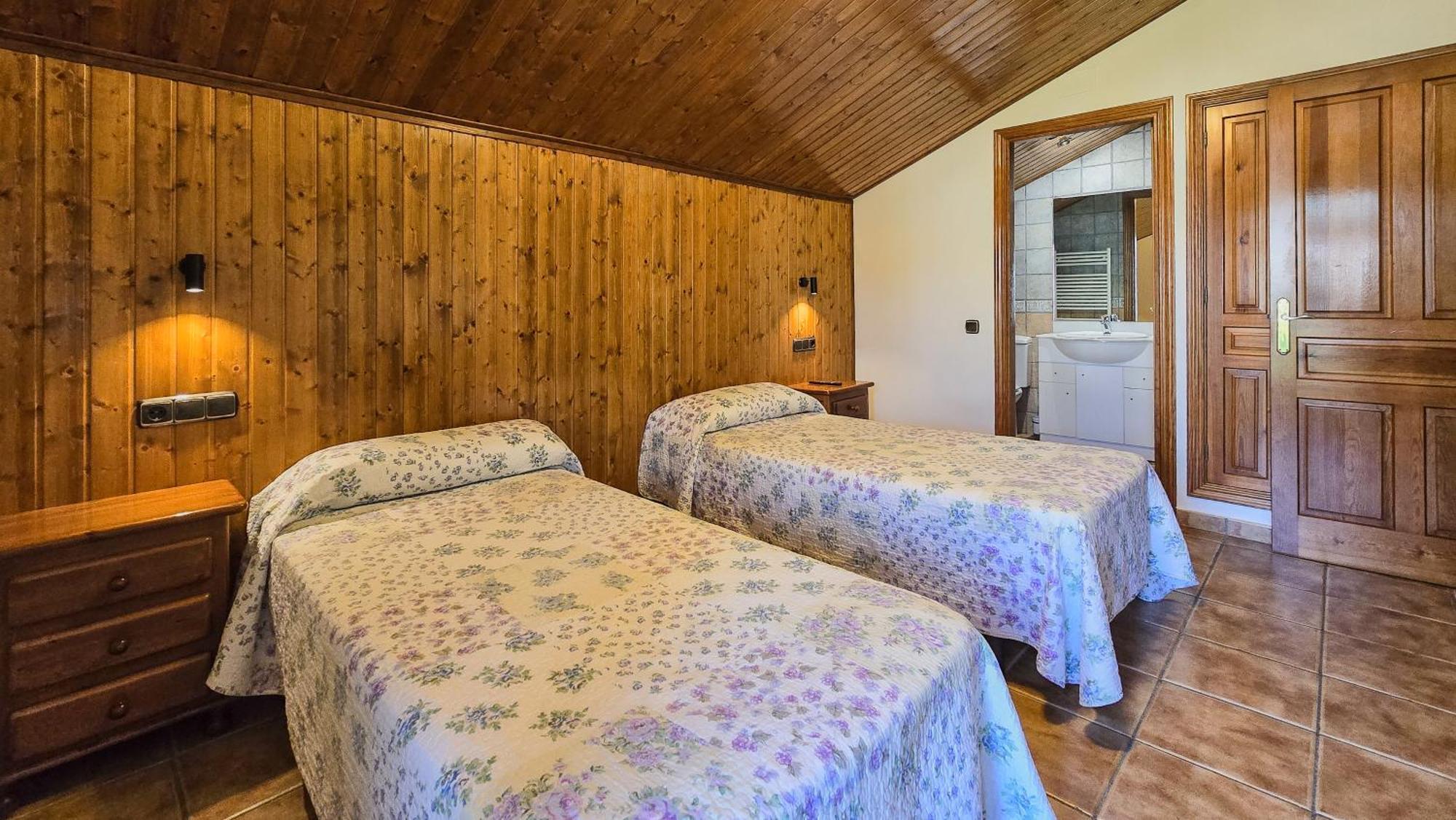 בית הארחה Escalona 	Casas La Ribera Ordesa מראה חיצוני תמונה