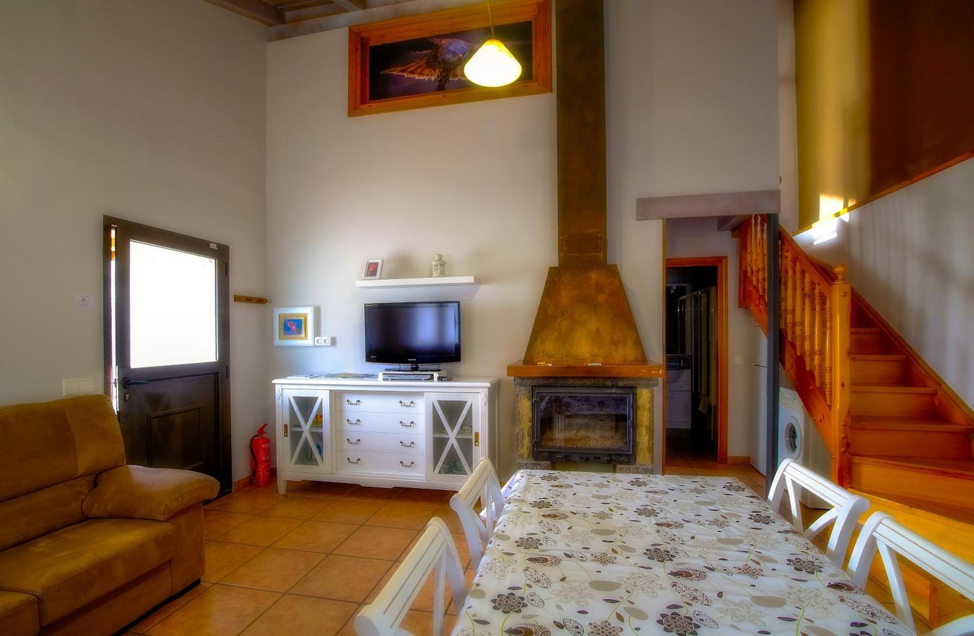 בית הארחה Escalona 	Casas La Ribera Ordesa מראה חיצוני תמונה