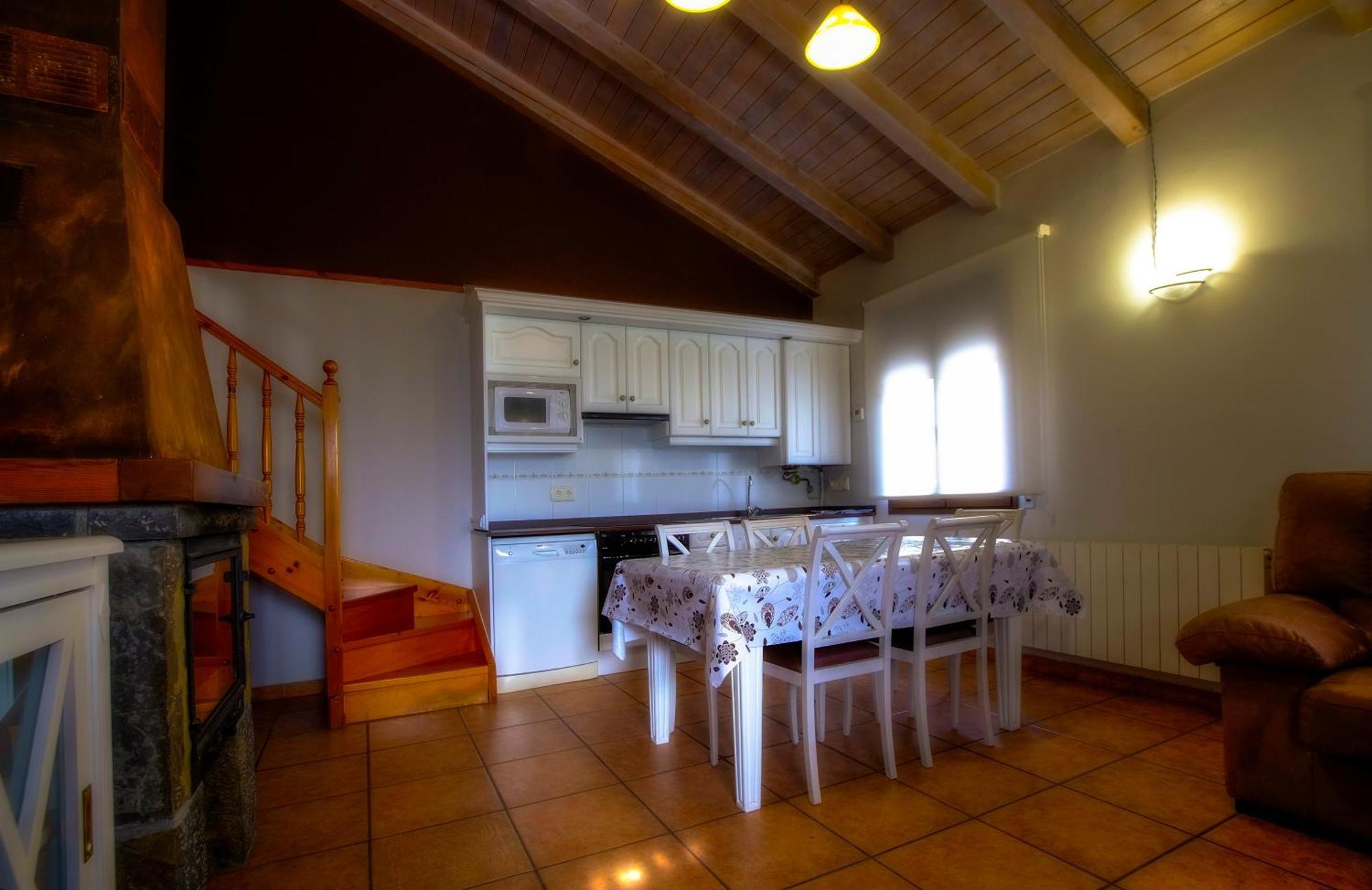 בית הארחה Escalona 	Casas La Ribera Ordesa מראה חיצוני תמונה